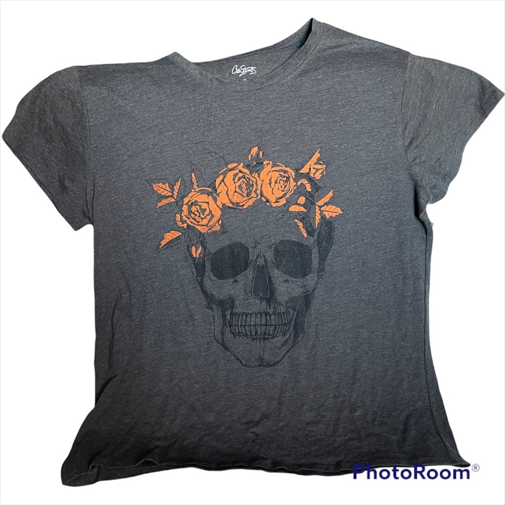 Junior’s graphic tshirt